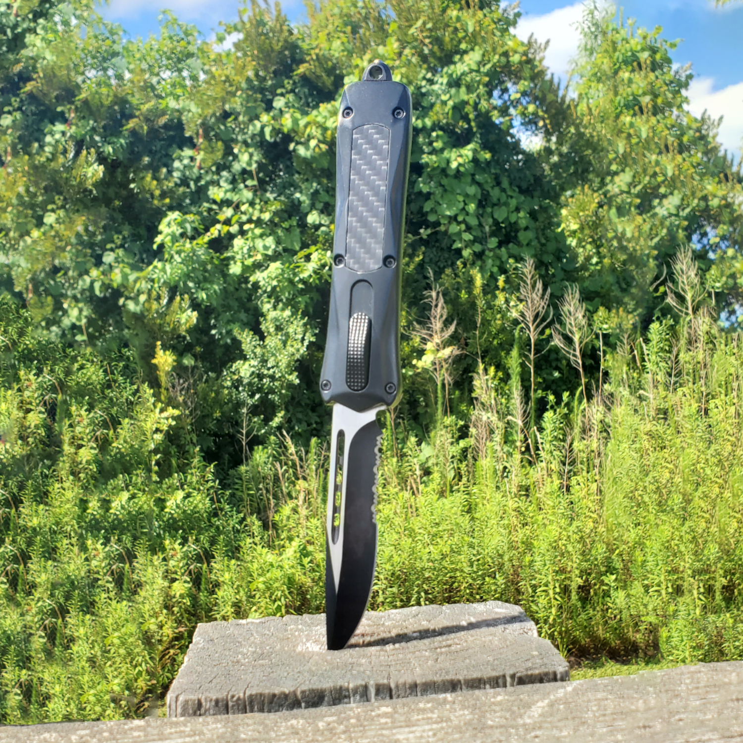 Carbon Fiber Automatic OTF Knife w/ Belt Clip - Image 5